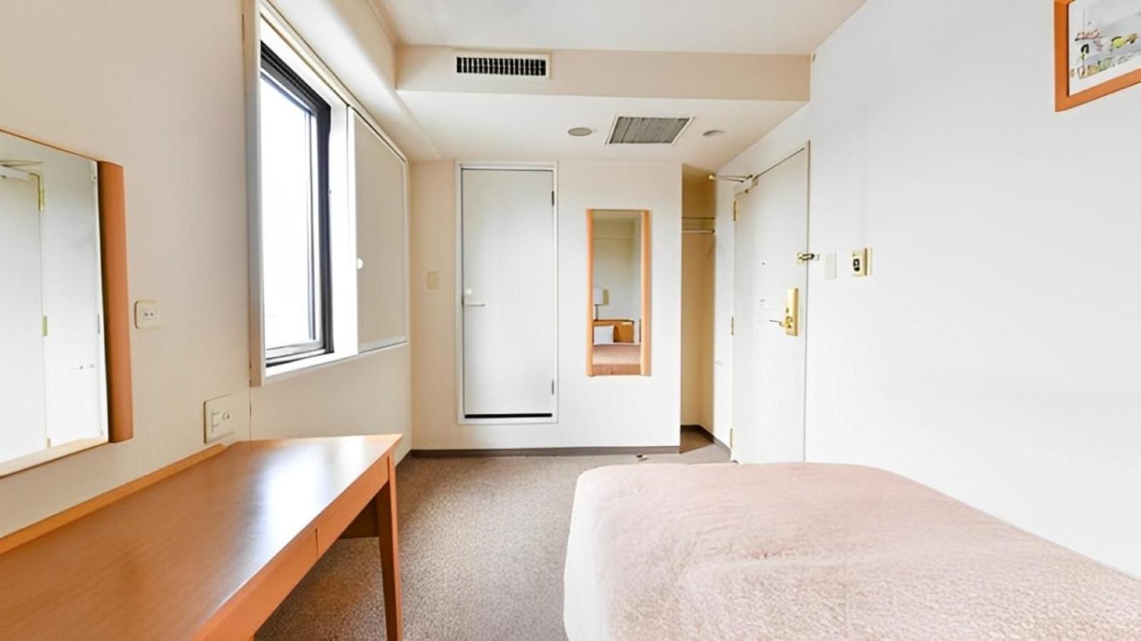 โอกาซากิ ไดอิชิ โฮเต็ล อีสต์ วิง Hotel ภายนอก รูปภาพ